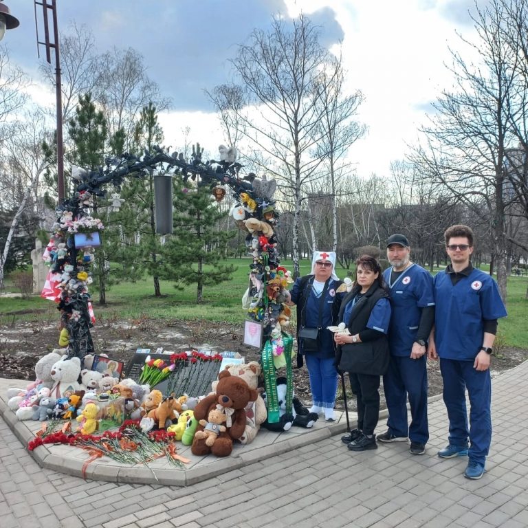 Волонтёры храма преподобного Сергия Радонежского города Череповца с гуманитарной миссией посетили Донецк