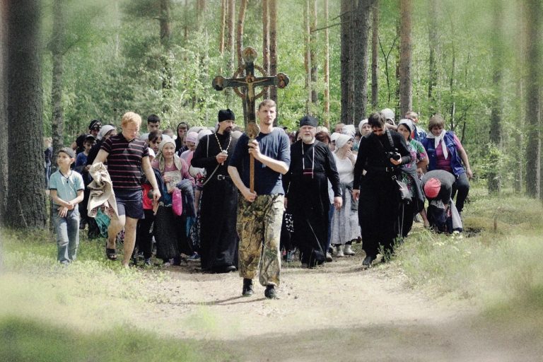Приглашаем принять участие в Евфросино-Синозерском крестном ходе