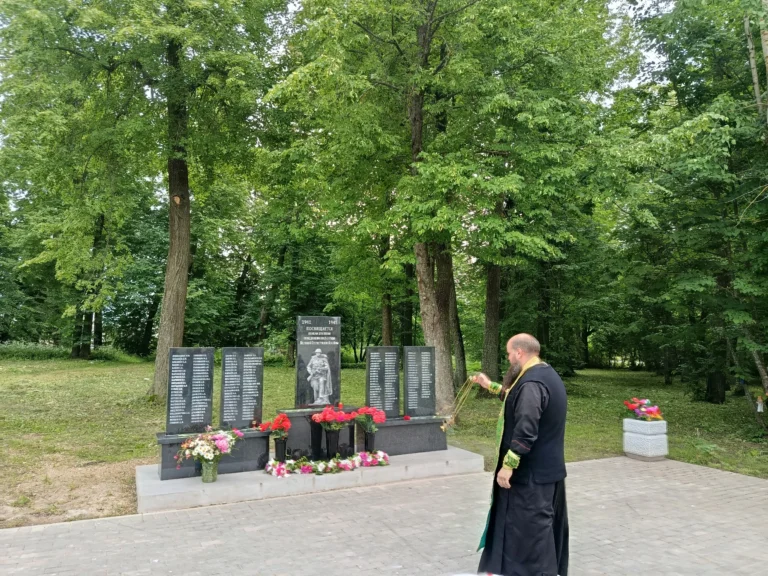 В День памяти и скорби состоялась панихида по жертвам войны 1941-1945 годов