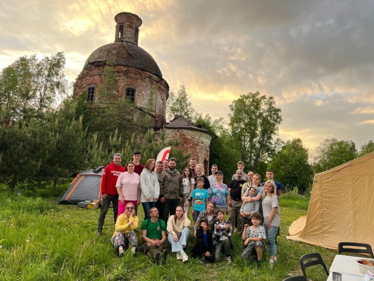 Экспедиция волонтеров Фонда «Наследие Русского Севера» в Янгосарь успешно завершена!