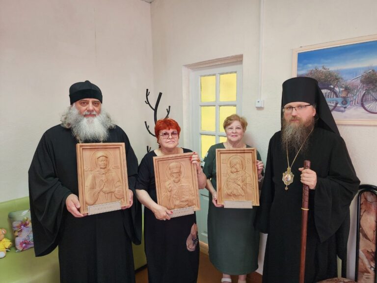 Состоялась встреча епископа Игнатия с председателем регионального отделения Всероссийского общества слепых