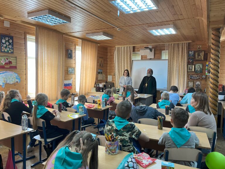 На приходе Андреевского храма Вологды стартовала смена проекта «Гармония преемственности поколений»