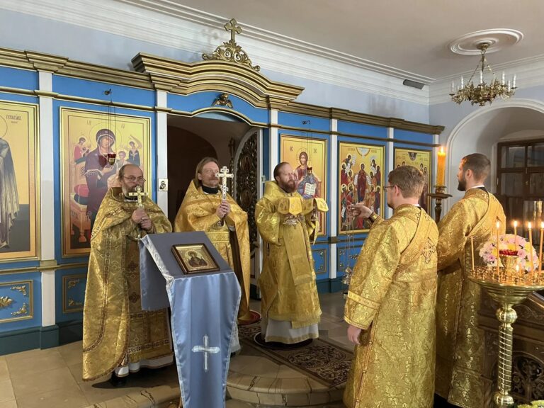 Храм апостола Иоанна Богослова в Вологде отпраздновал престольный день